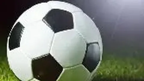 国安申花蓉城两战皆负，红牌成关键阻碍因素